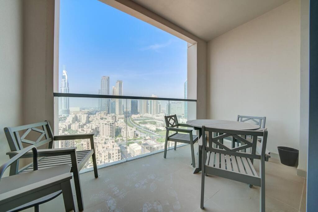 Burj Khalifa View - 2Br And Maid - Downtown Lejlighed Dubai Eksteriør billede